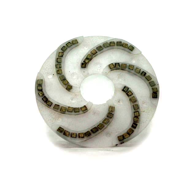 Plastic polishing disk